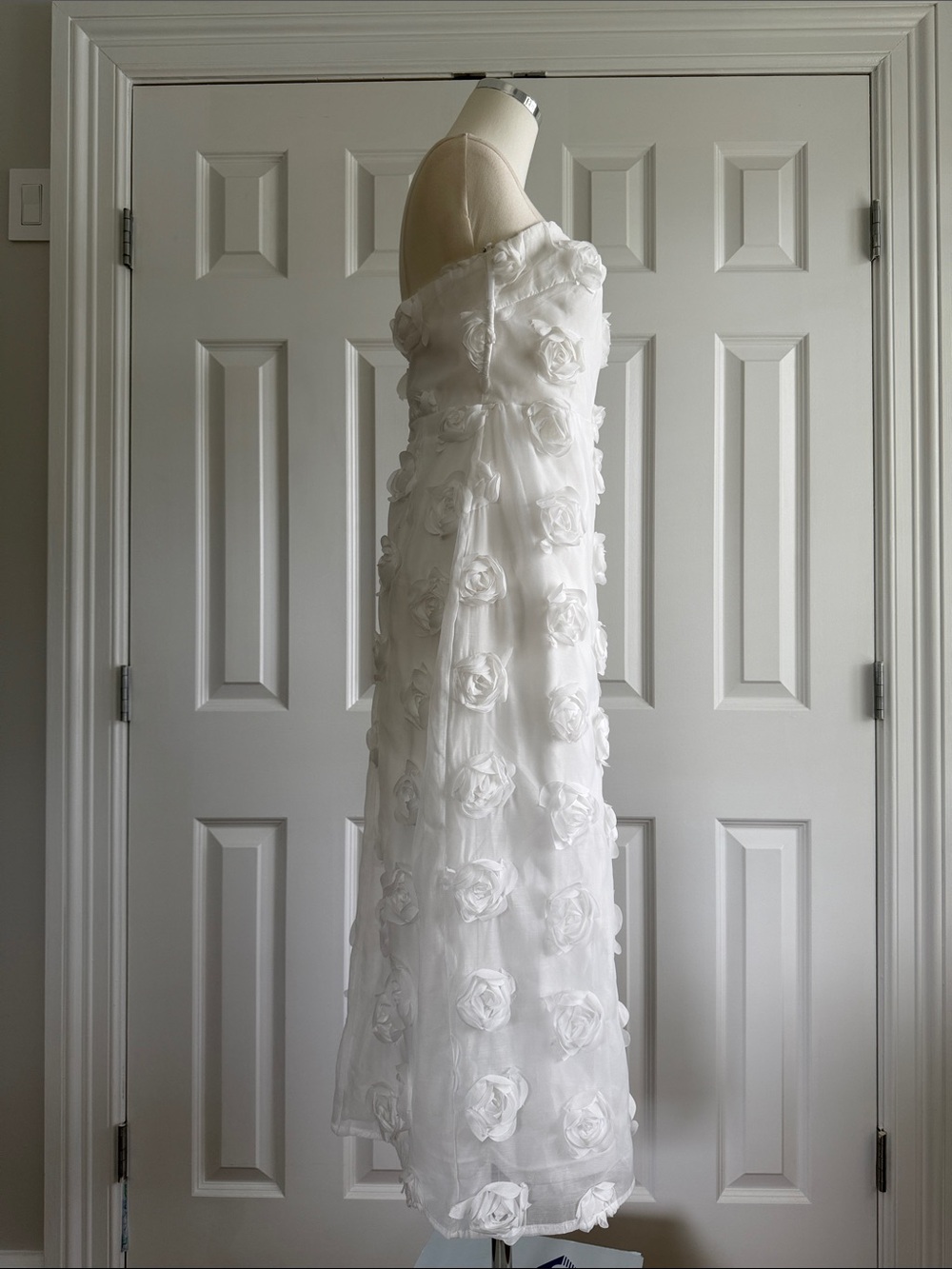 Lulus White Posh Appearance 3D Floral Appliqué Sheer Strapless Midi Dress Size S - Picture 7 of 13